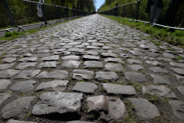 Cobblestone Installation in Shawnee